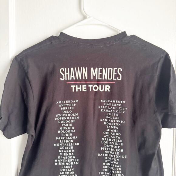 Shawn Mendes The Tour Black Short Sleeve Unisex T-Shirt Size Medium City Names - Picture 5 of 7